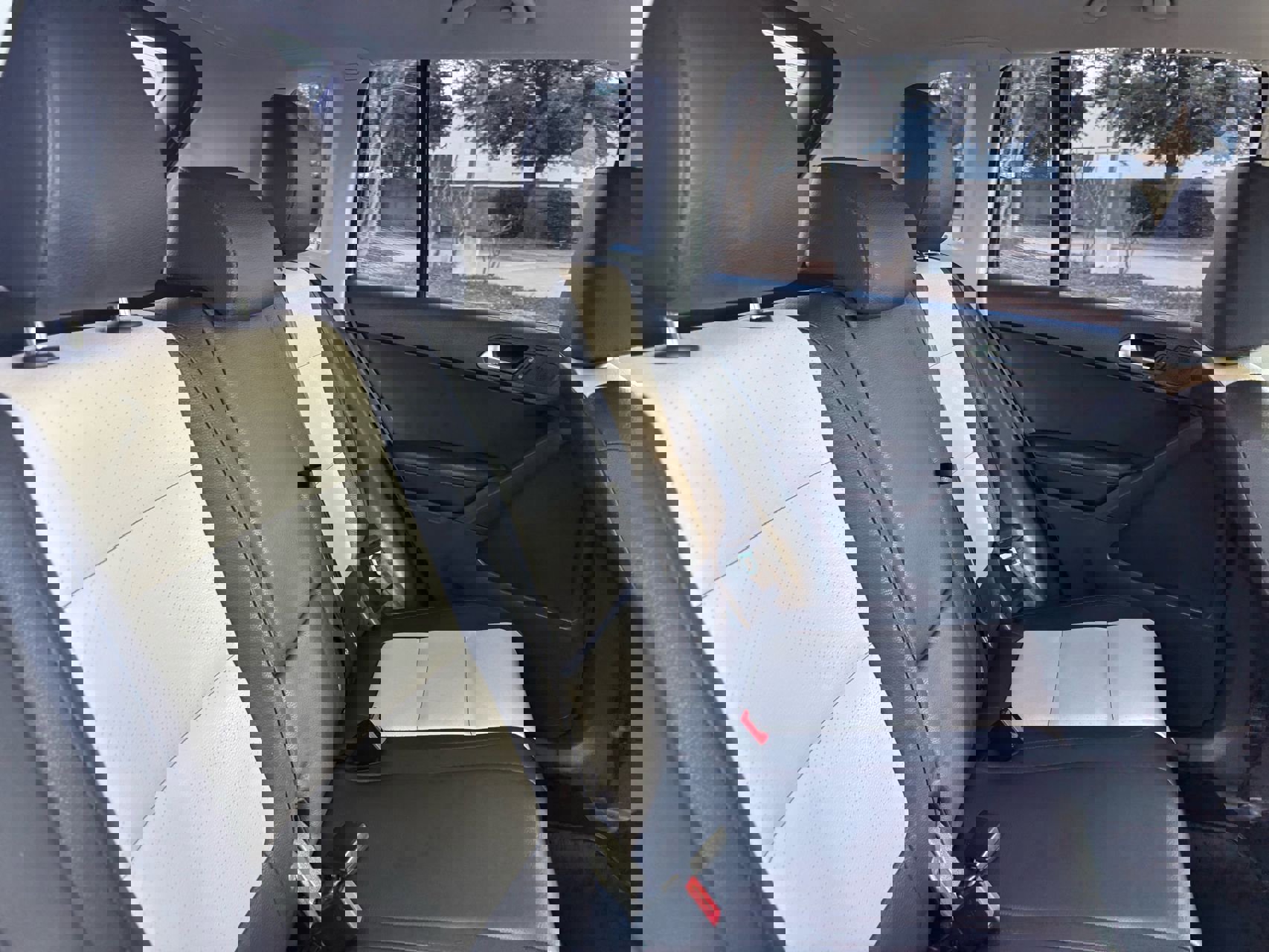 Used 2017 Volkswagen Tiguan S image 20