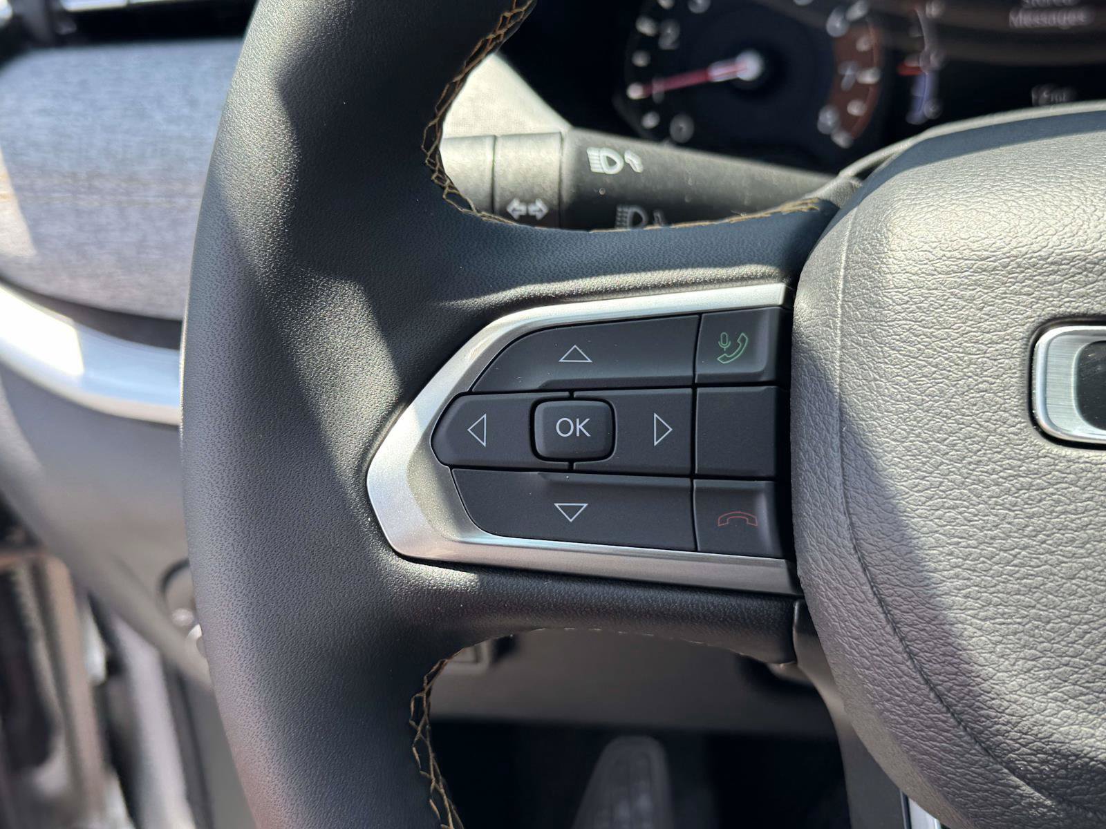 New 2026 Jeep Compass Latitude AWD/4WD image 9