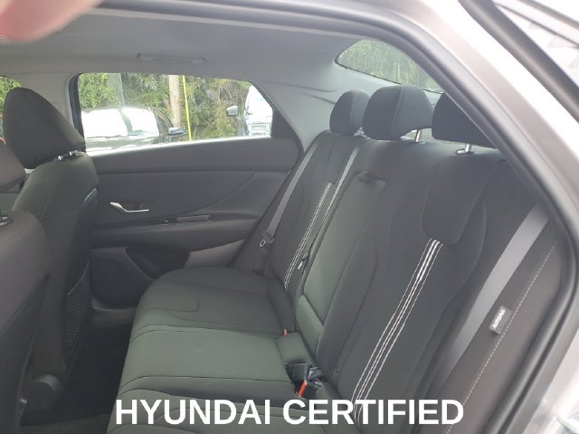 Used 2025 Hyundai Elantra SEL FWD image 26