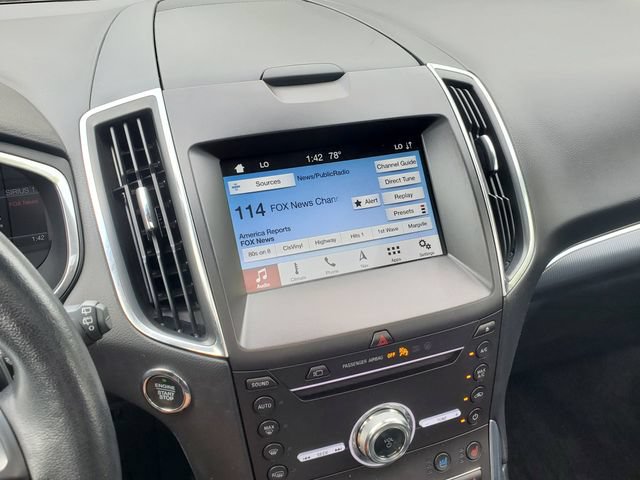 Used 2019 Ford Edge Titanium w/ Equipment Group 301A AWD/4WD image 28