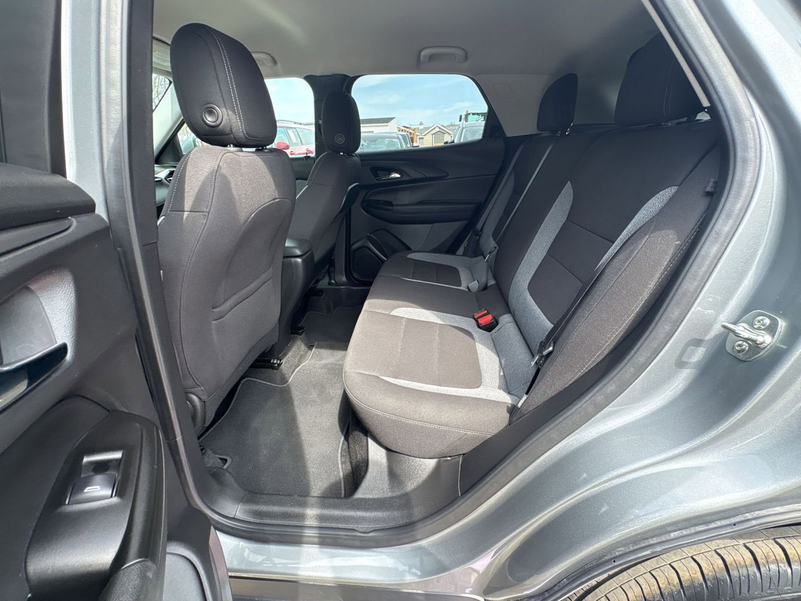 Used 2025 Chevrolet TrailBlazer LT FWD image 10