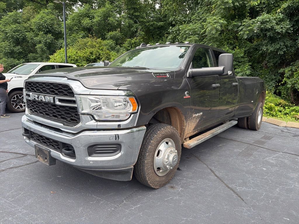 Used 2020 RAM 3500 Tradesman AWD/4WD image 2