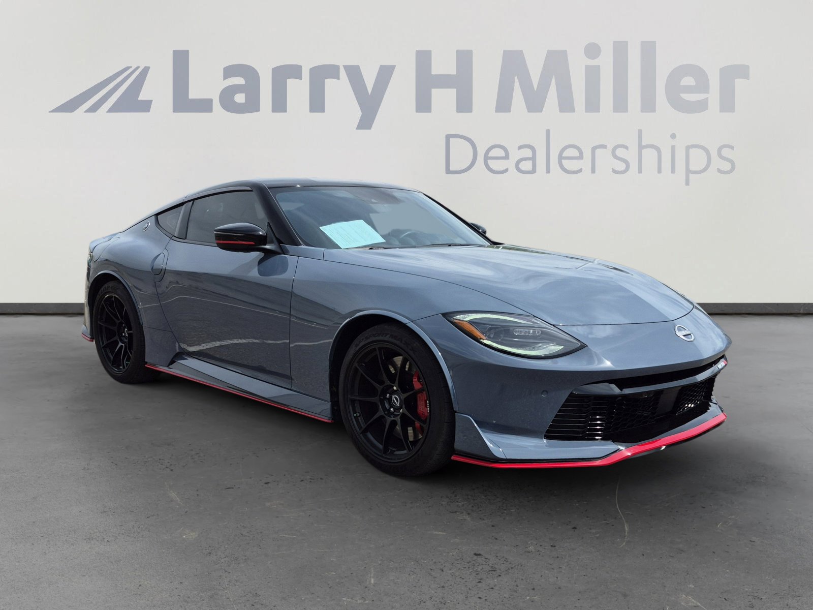 Used 2024 Nissan Z NISMO w/ Floor Mat Package image 7