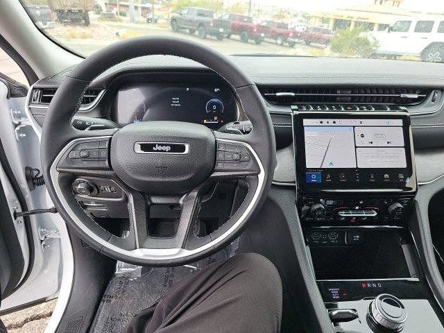 New 2023 Jeep Grand Cherokee L Limited AWD/4WD image 12