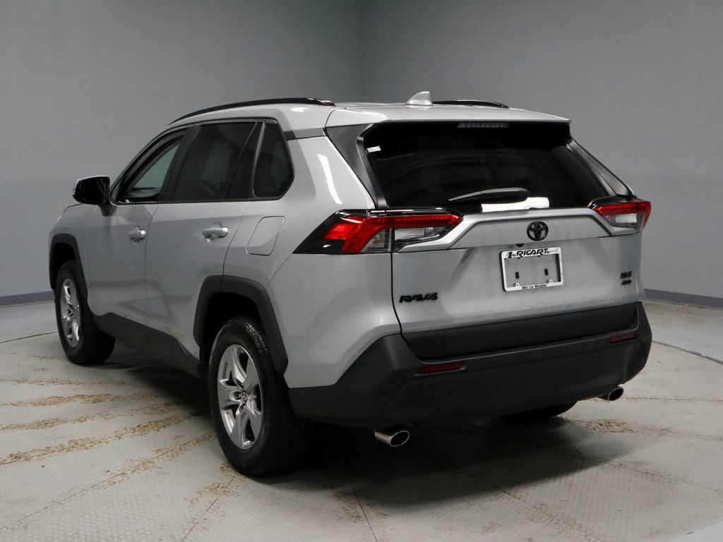 Used 2025 Toyota RAV4 XLE w/ Convenience Package AWD/4WD image 10