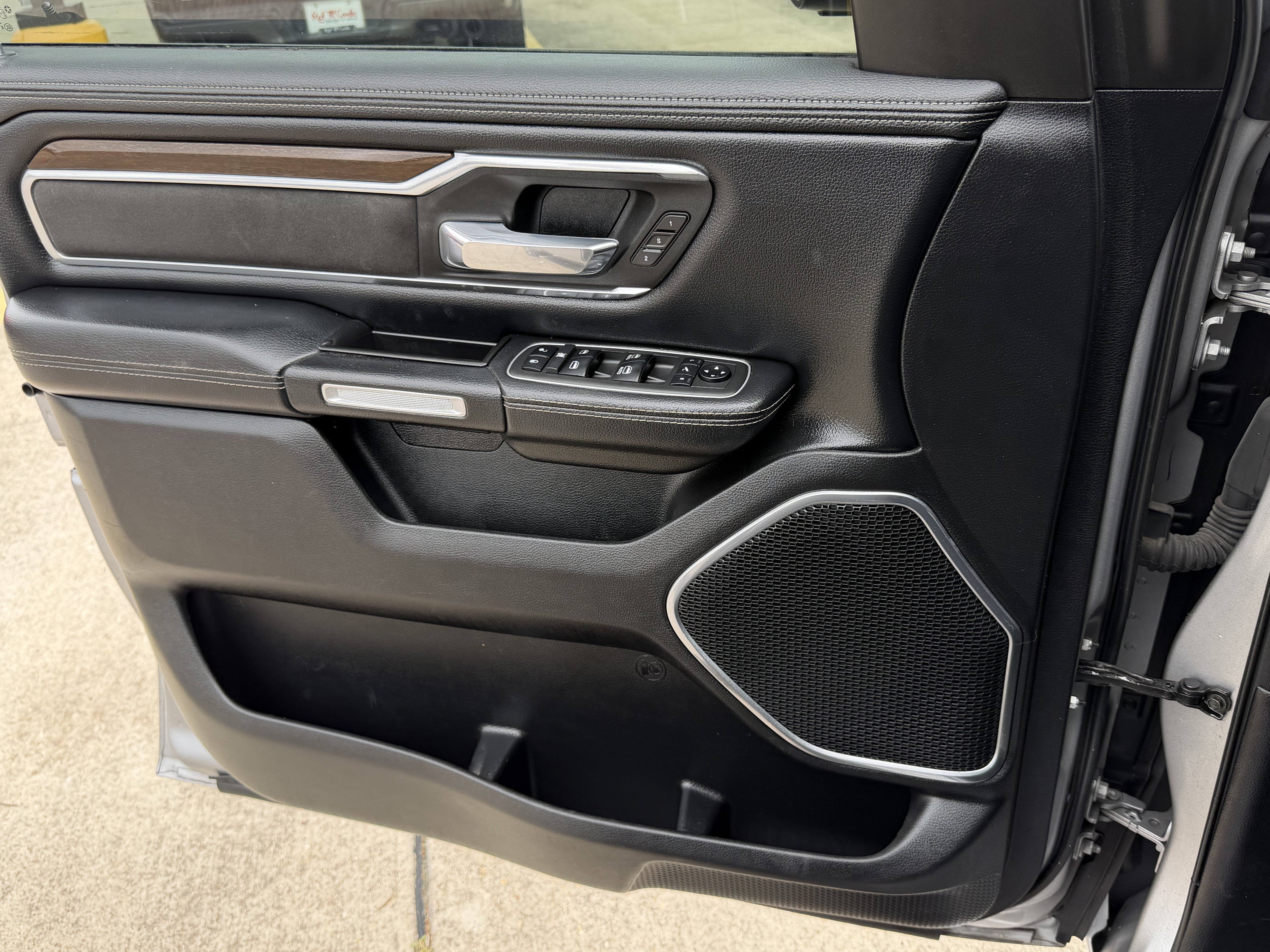 Used 2021 RAM 1500 Laramie image 26