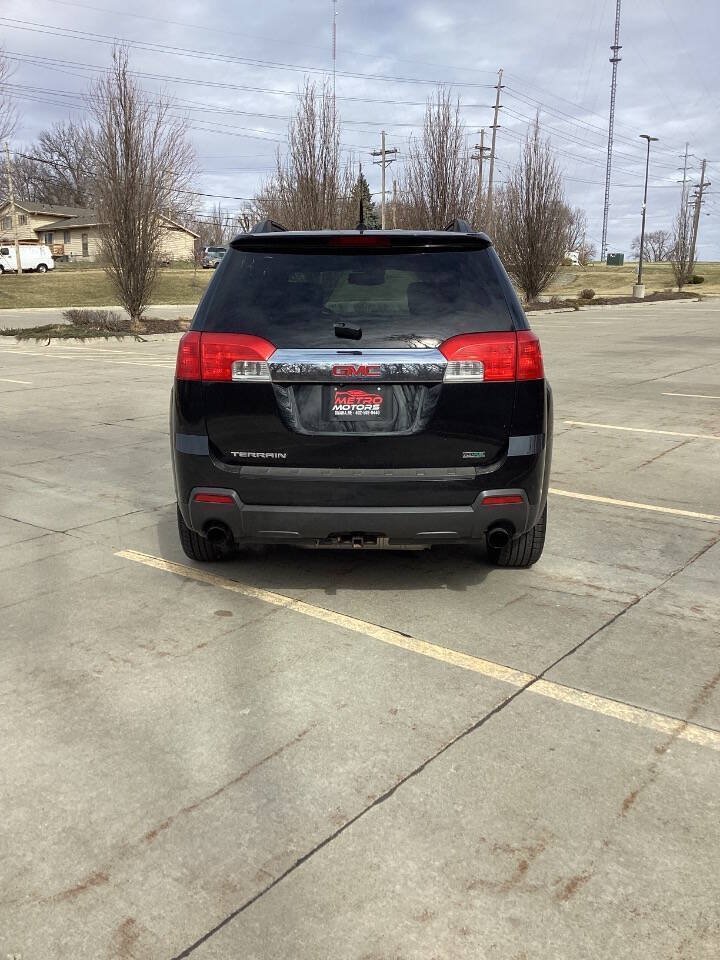 Used 2011 GMC Terrain SLT FWD image 5