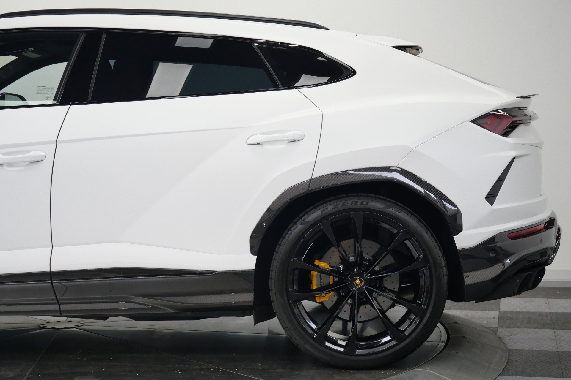 Used 2021 Lamborghini Urus AWD/4WD image 53