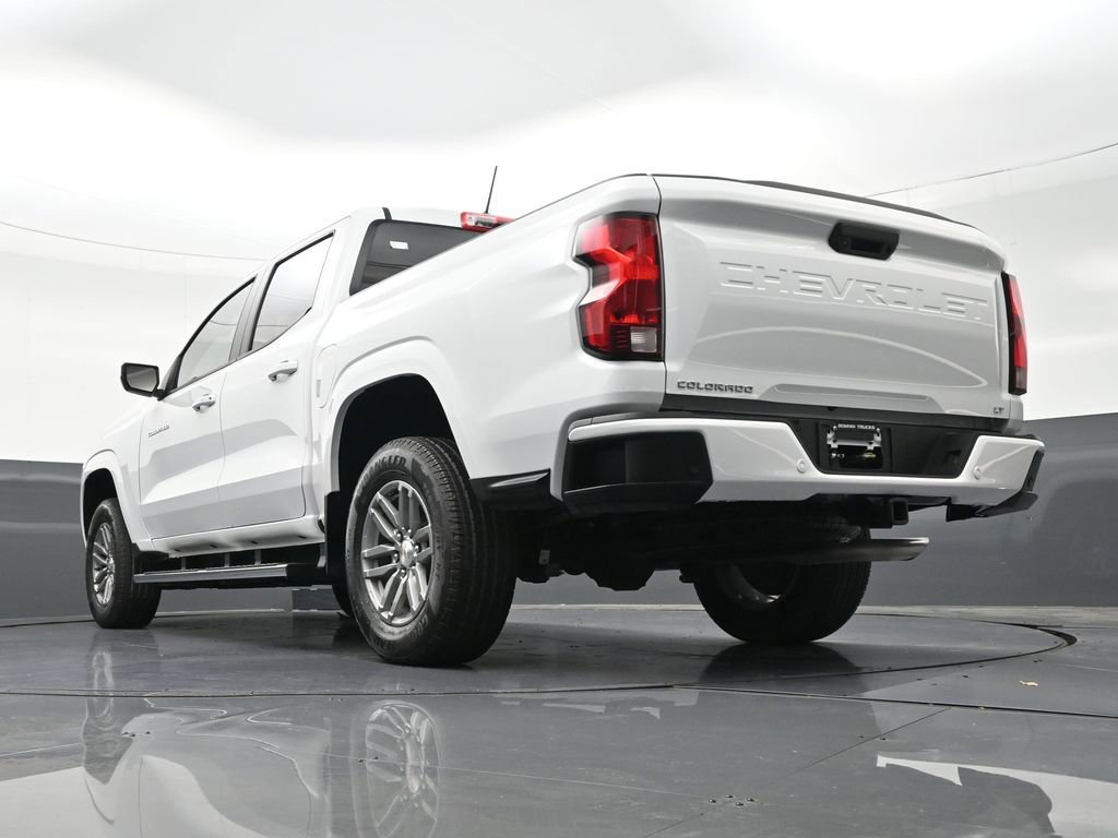 Used 2024 Chevrolet Colorado LT w/ LT Convenience Package image 28