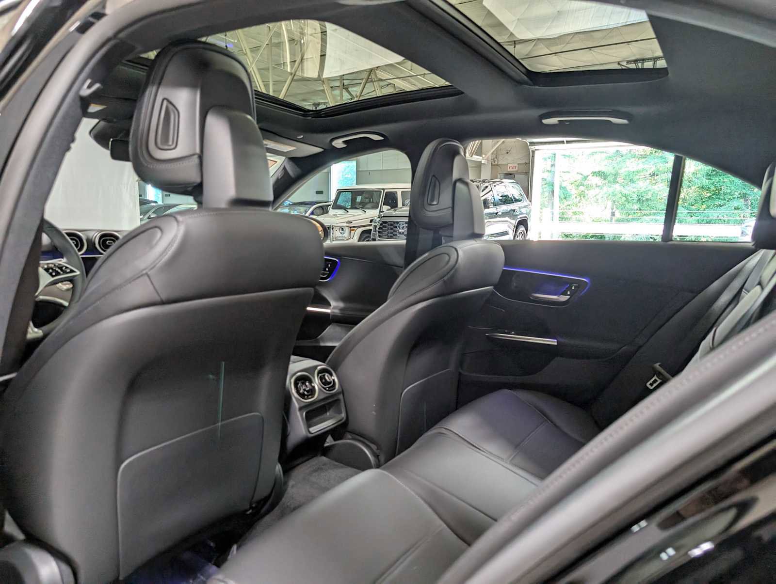 Used 2025 Mercedes-Benz C 300 4MATIC Sedan image 22