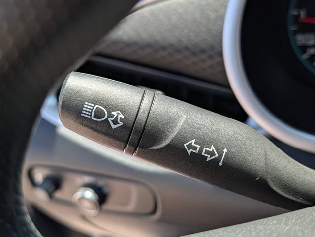 Used 2021 Chevrolet Malibu LS FWD image 27