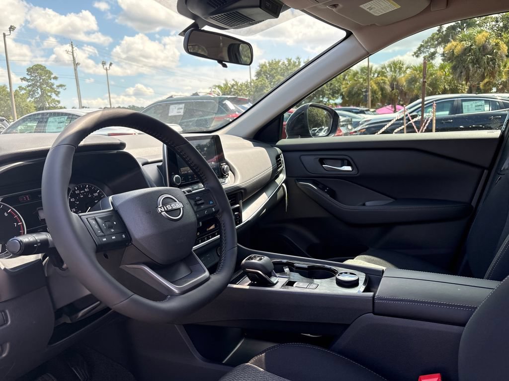 New 2026 Nissan Rogue SV AWD/4WD image 5