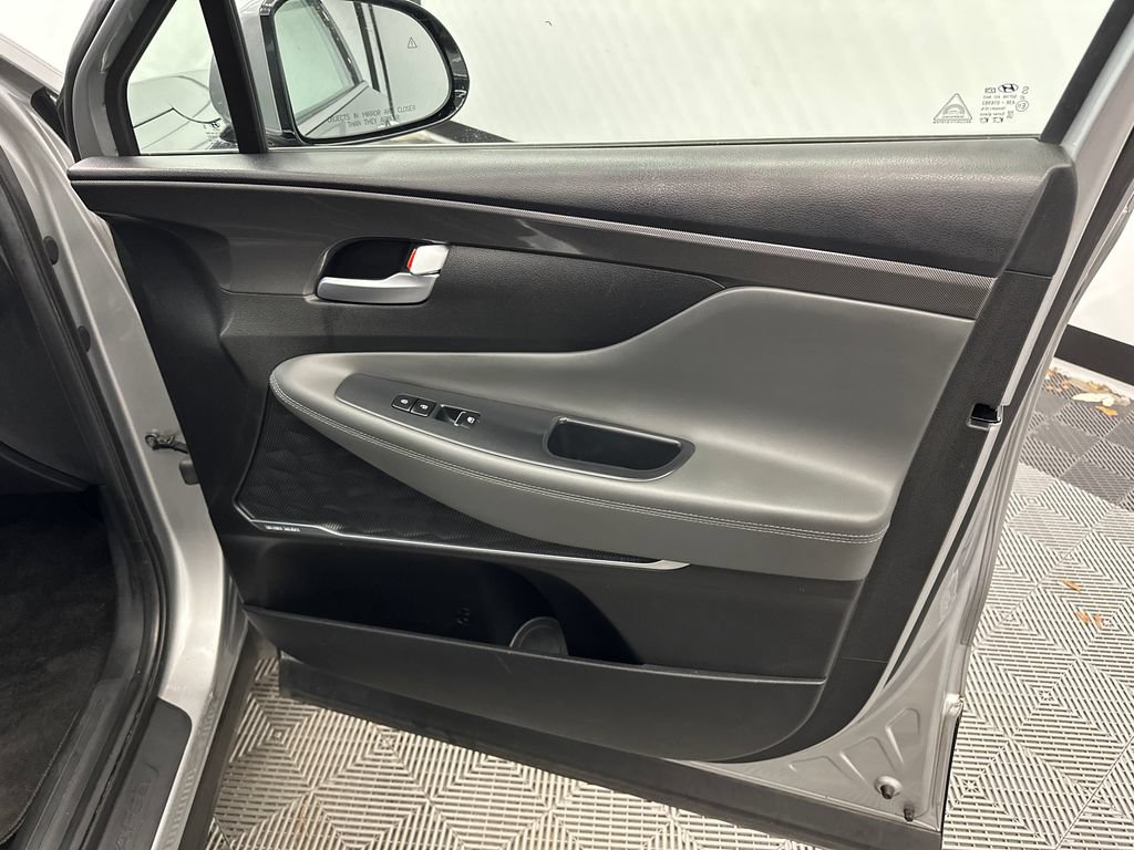 Used 2022 Hyundai Santa Fe SEL w/ Convenience + Premium Package FWD image 15