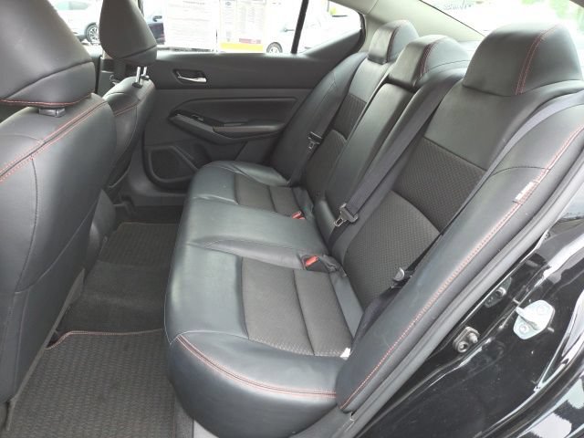 Used 2024 Nissan Altima 2.5 SR FWD image 12