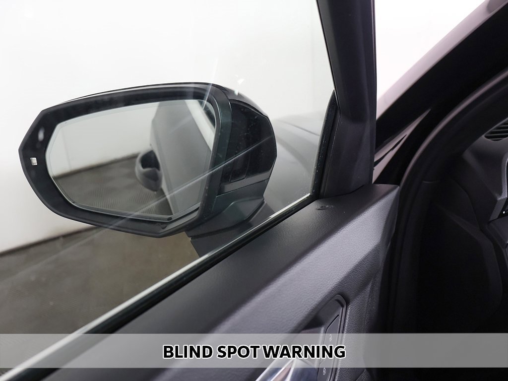 Used 2023 Audi Q3 2.0T Premium Plus w/ Premium Plus Package image 7