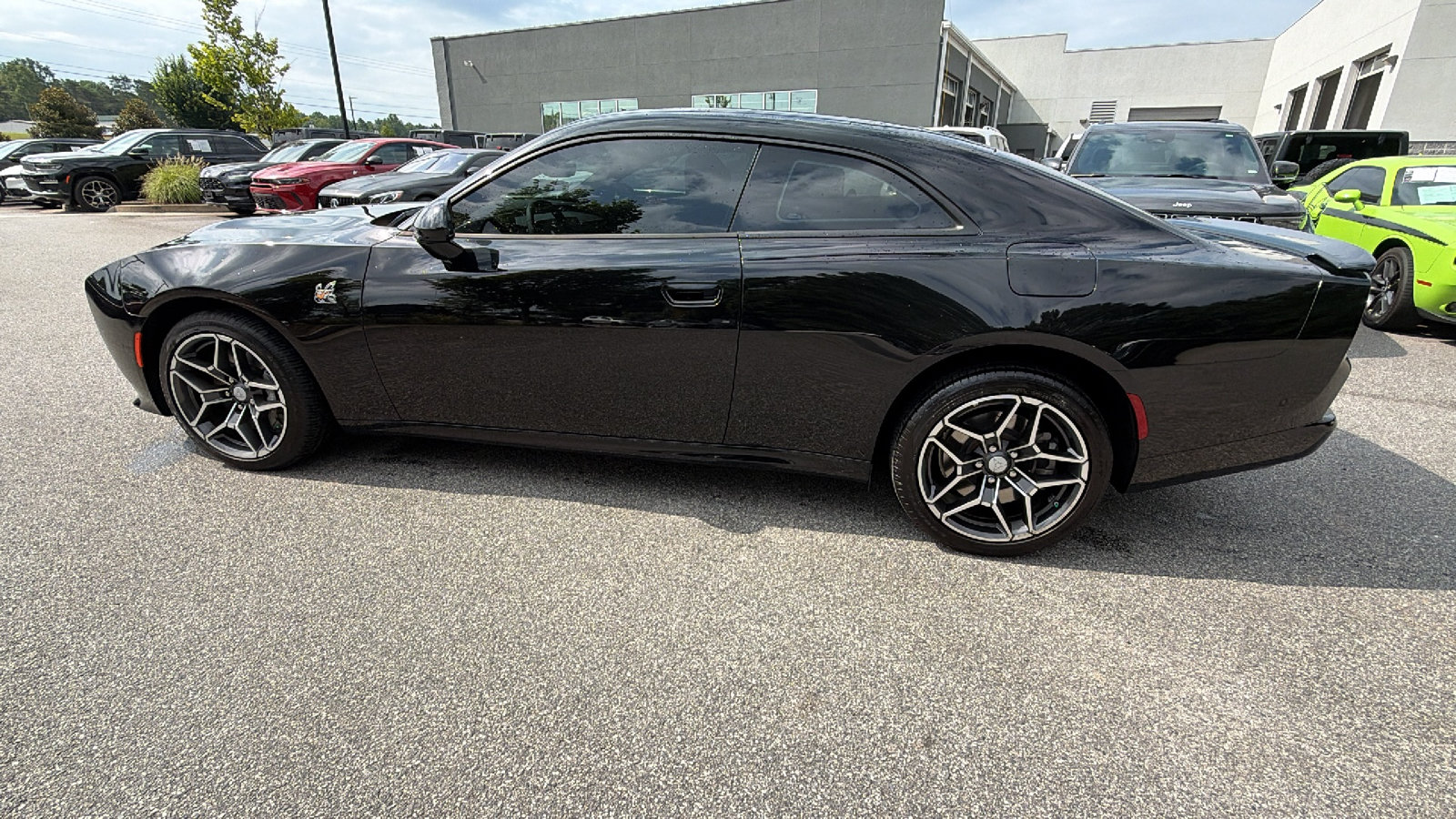 Used 2026 Dodge Charger Scat Pack AWD/4WD image 11