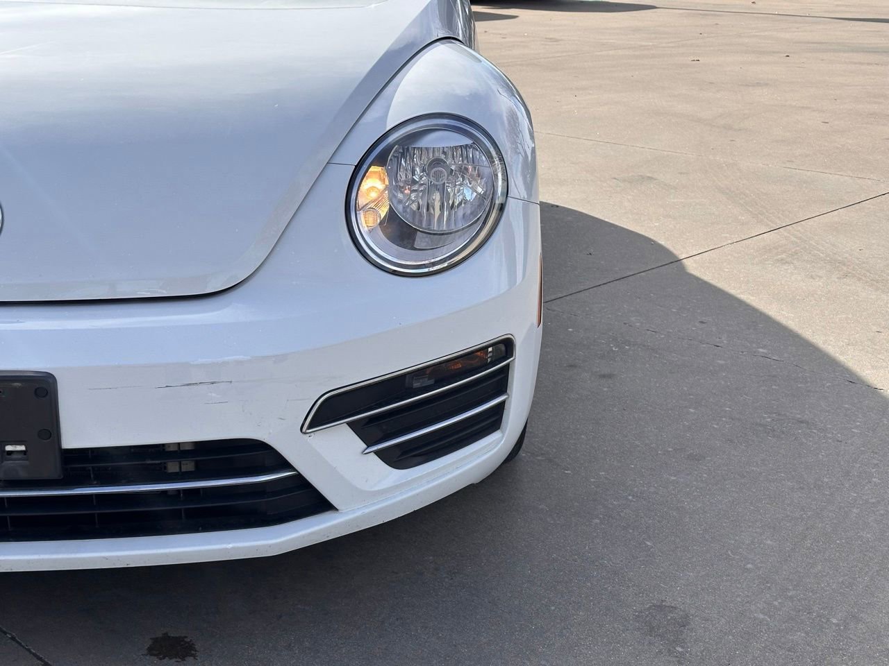 Used 2018 Volkswagen Beetle 2.0T SE image 6