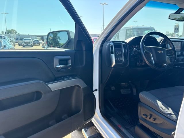 Used 2018 Chevrolet Silverado 1500 LT w/ Texas Edition AWD/4WD image 9