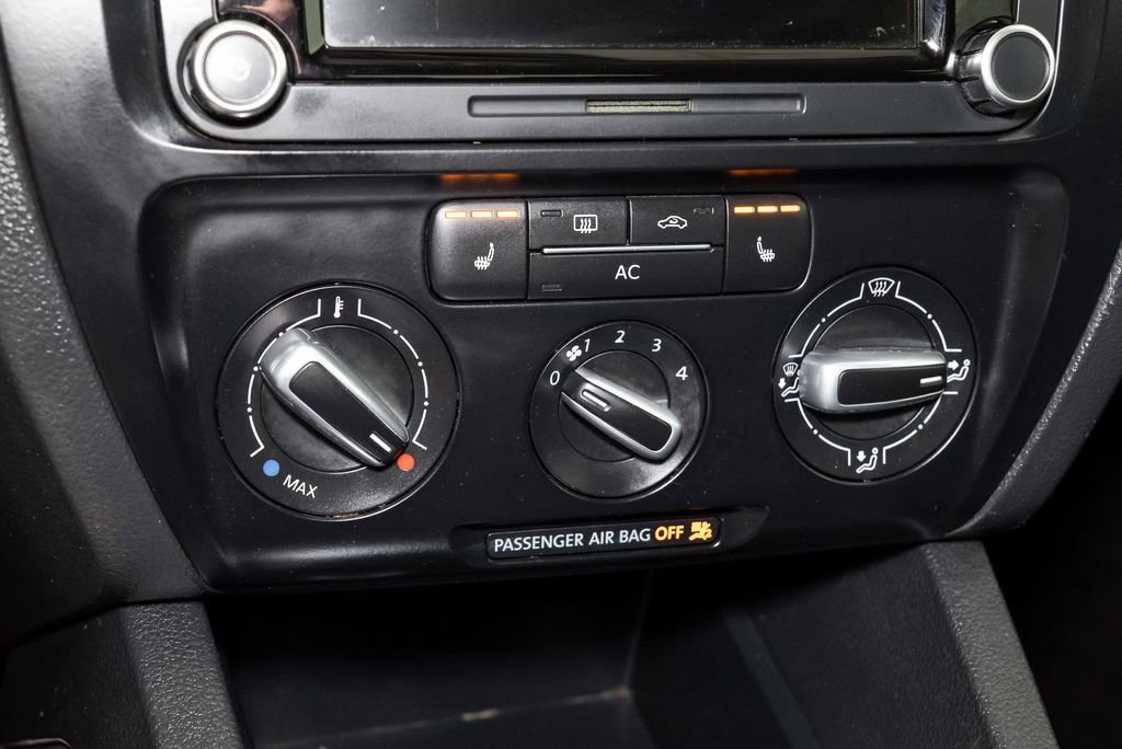 Used 2011 Volkswagen Jetta TDI image 17