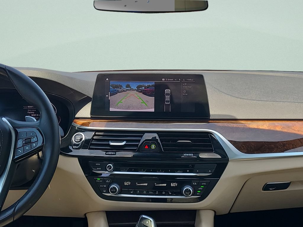 Used 2020 BMW 530i w/ Premium Package RWD image 18