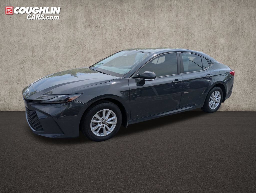 Used 2025 Toyota Camry LE AWD/4WD image 8