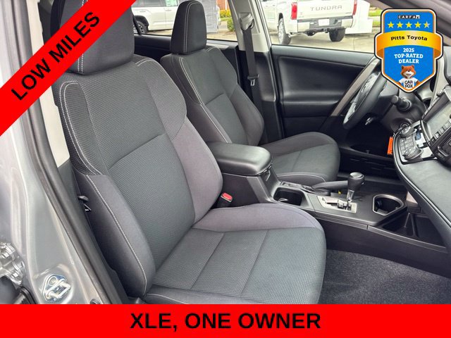 Used 2017 Toyota RAV4 XLE FWD image 13