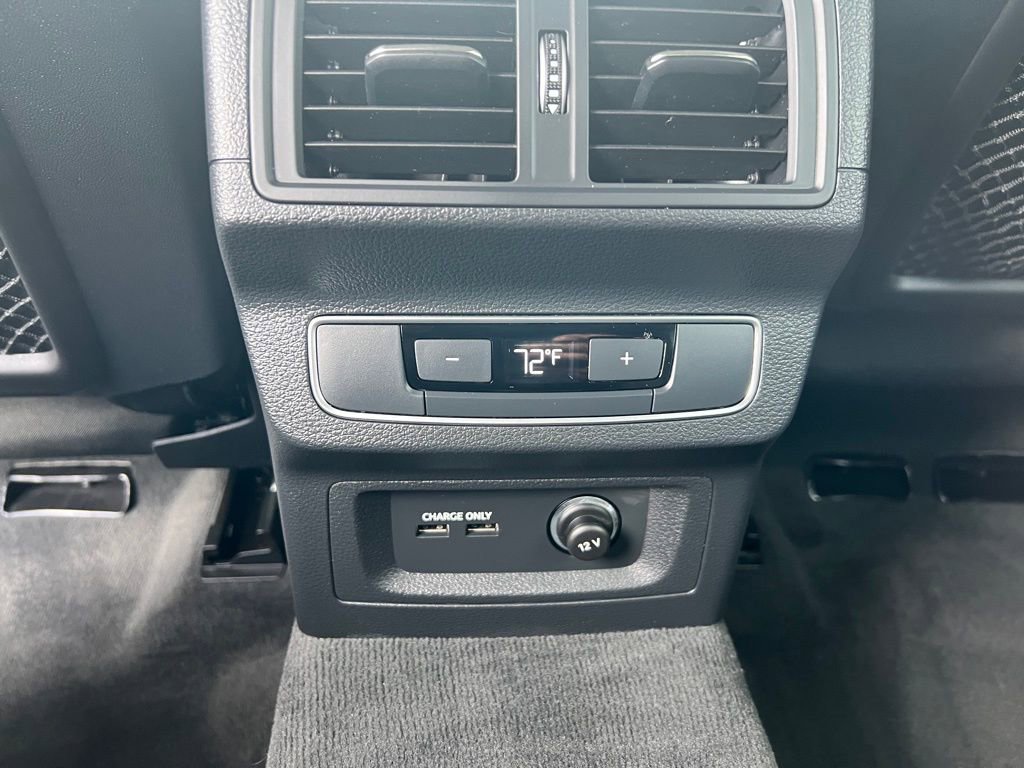 Used 2023 Audi Q5 2.0T Premium w/ Convenience Package image 29