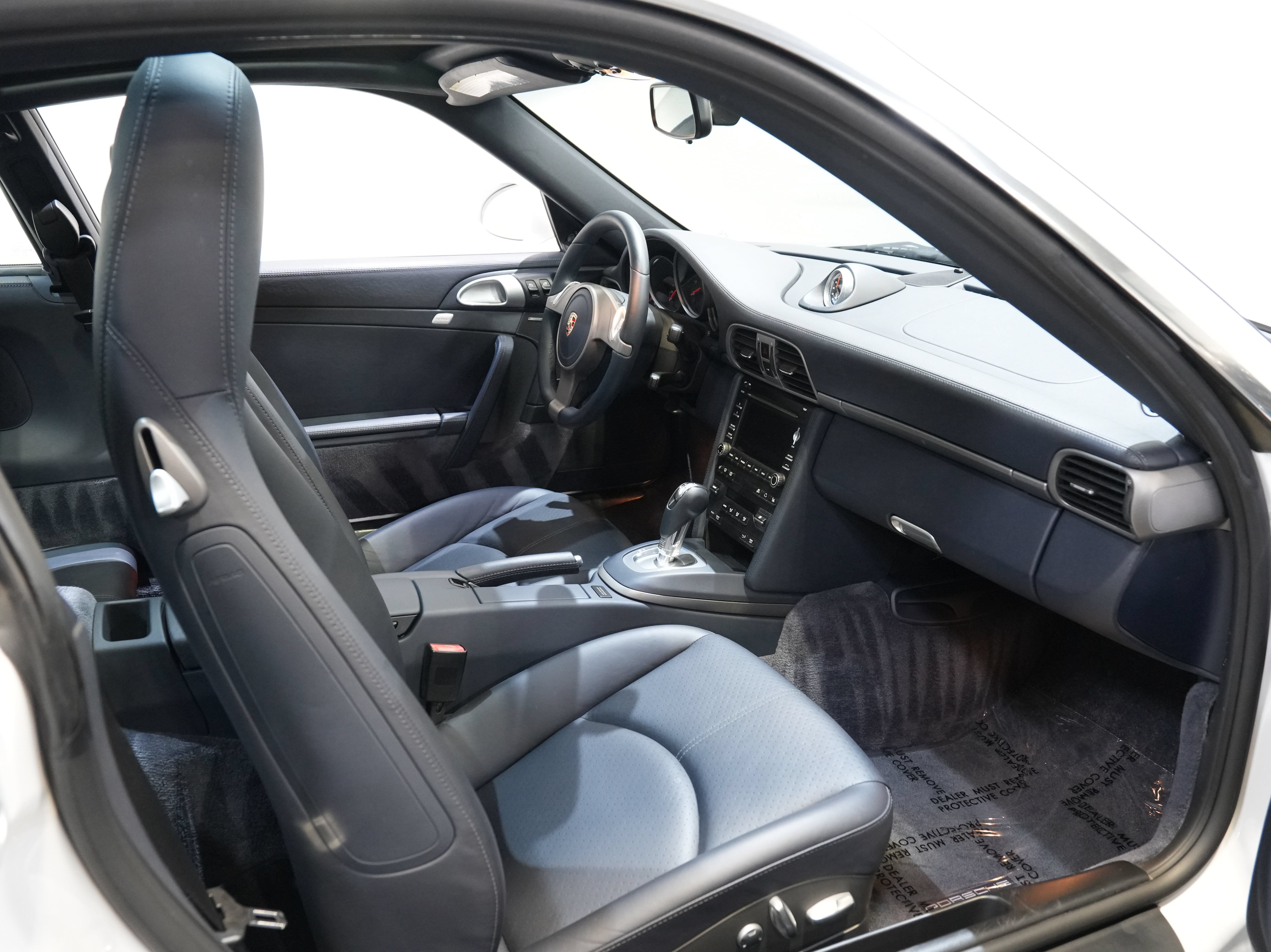 Used 2010 Porsche 911 Targa 4 AWD/4WD image 32