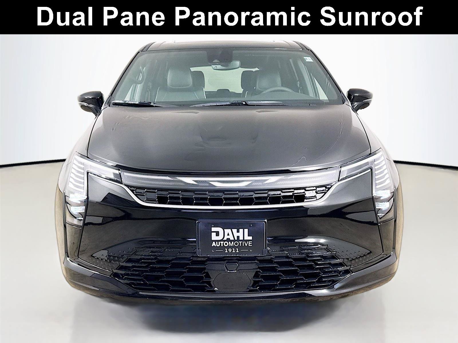 New 2027 Chrysler Pacifica Limited w/ Family Tech Group FWD image 3