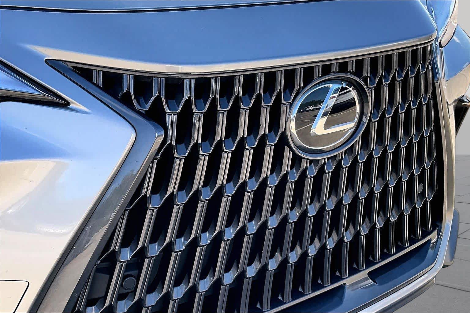 Used 2026 Lexus NX 350 AWD w/ Cold Area Package image 29