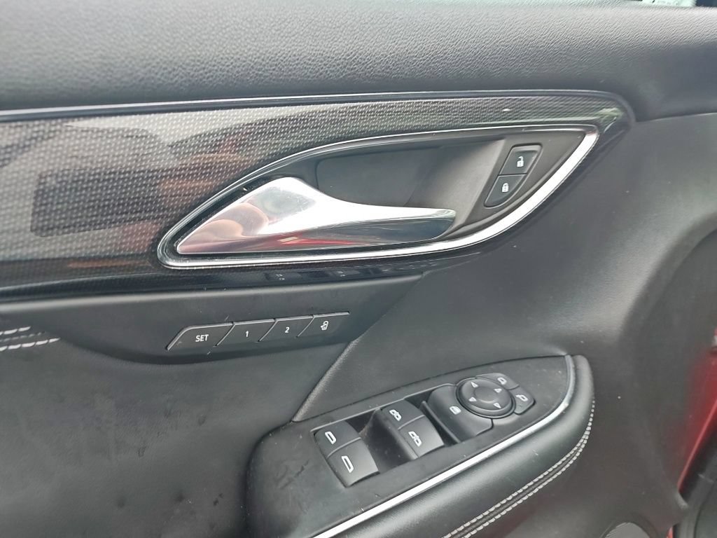 Used 2023 Buick Envision Essence w/ Sport Touring Package AWD/4WD image 6