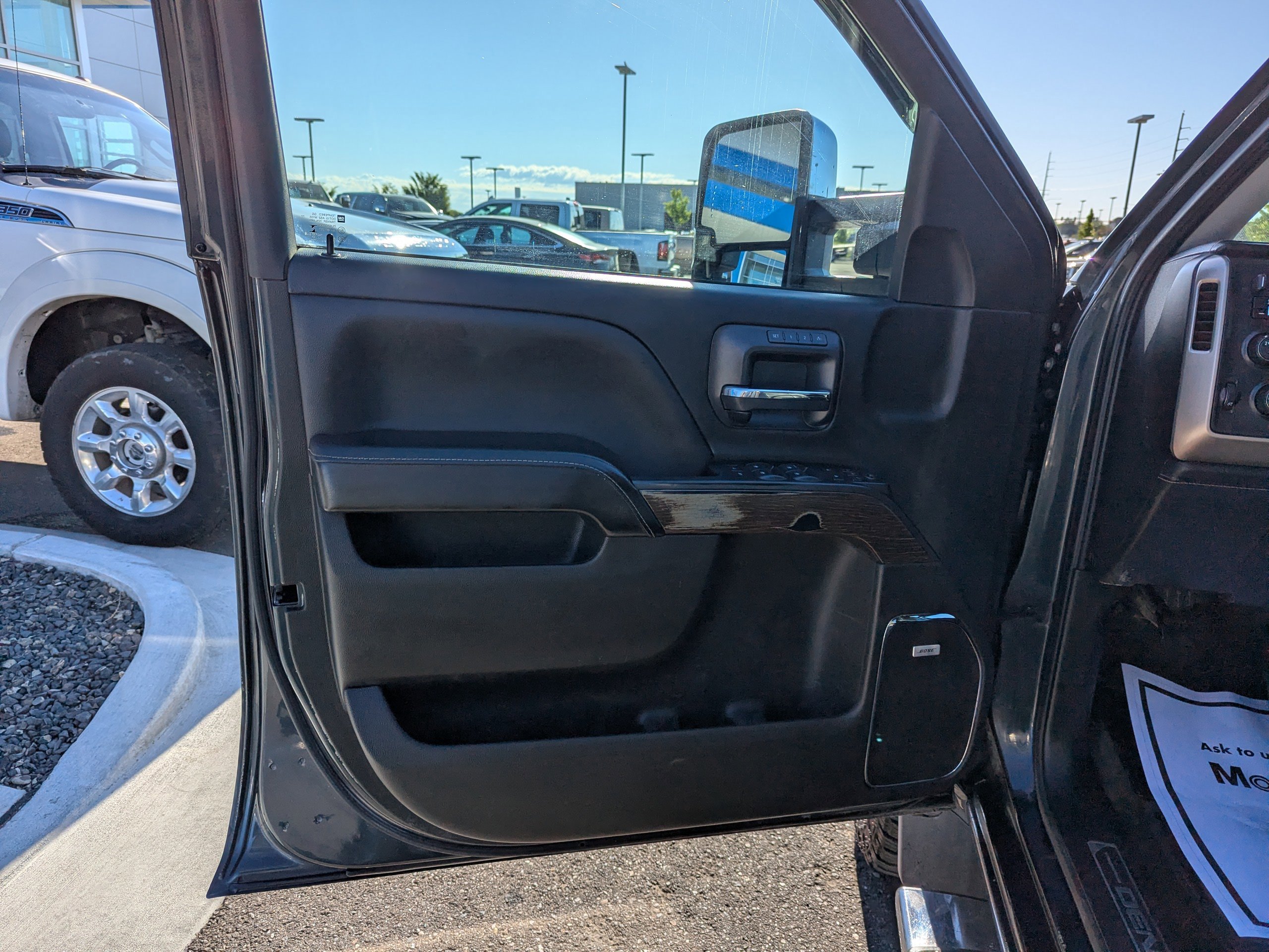 Used 2017 GMC Sierra 3500 Denali w/ Duramax Plus Package AWD/4WD image 10