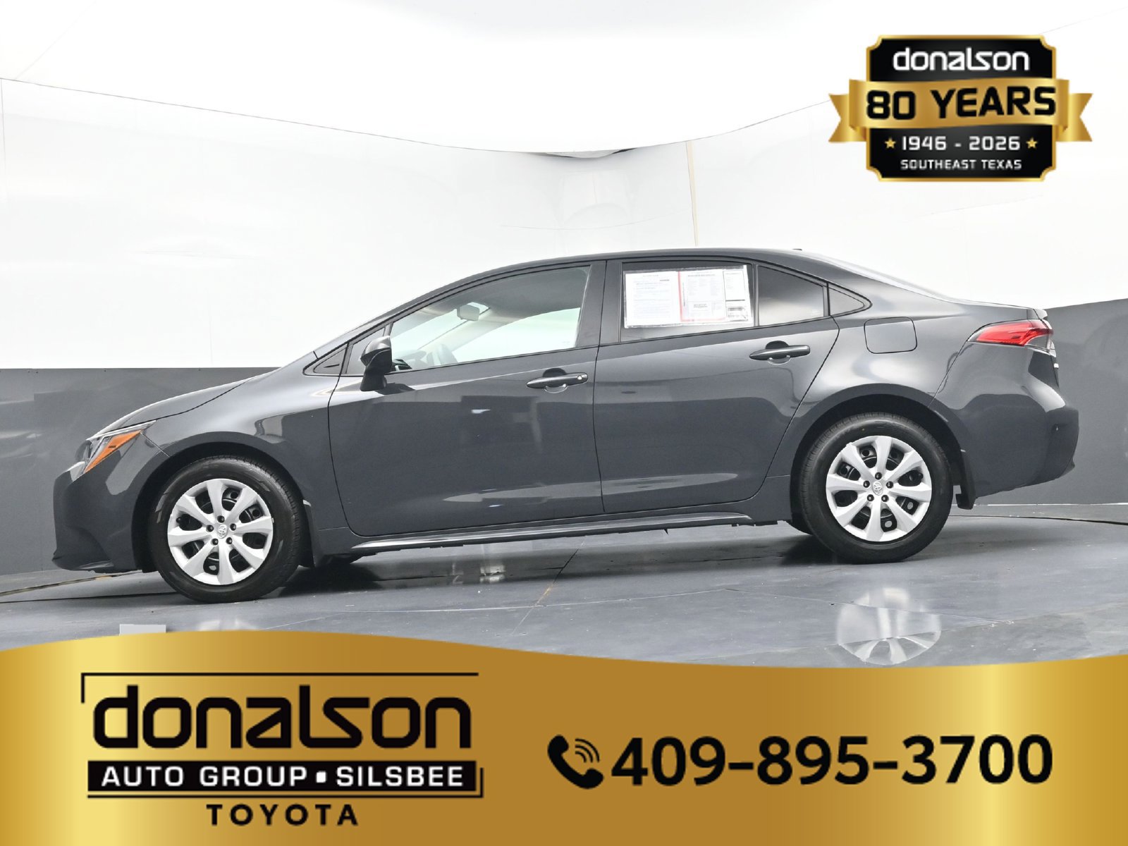 Used 2025 Toyota Corolla LE FWD image 17