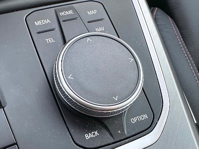 Used 2025 BMW M2 w/ Lighting Package image 21