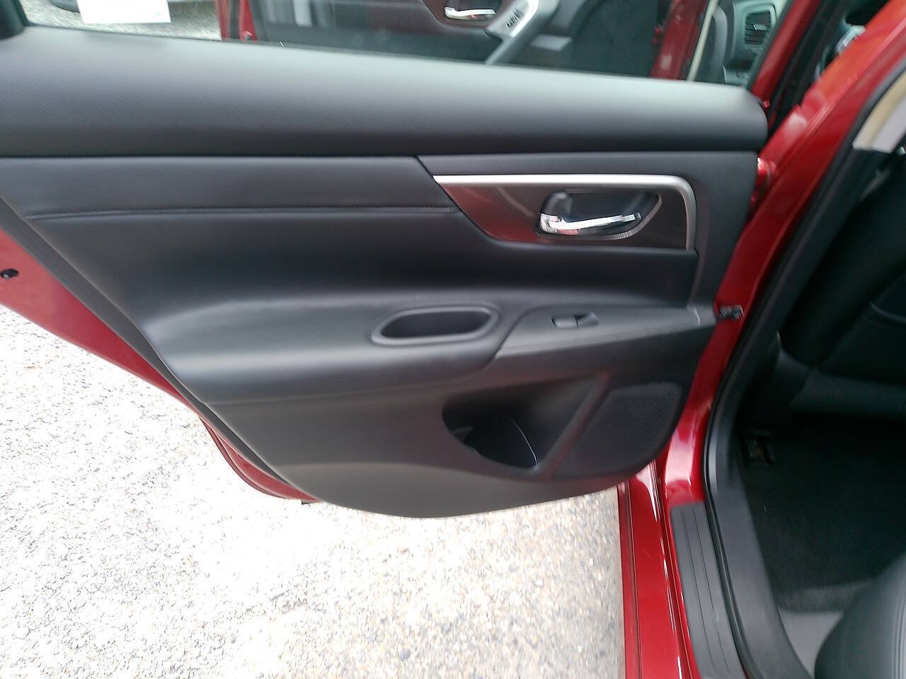 Used 2013 Nissan Altima 2.5 SL FWD image 29