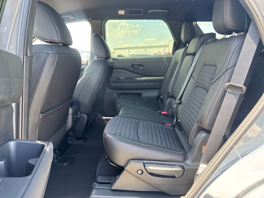 New 2026 Nissan Pathfinder Rock Creek image 11