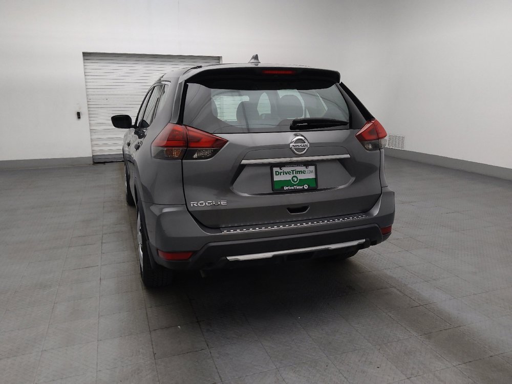 Used 2018 Nissan Rogue S FWD image 6