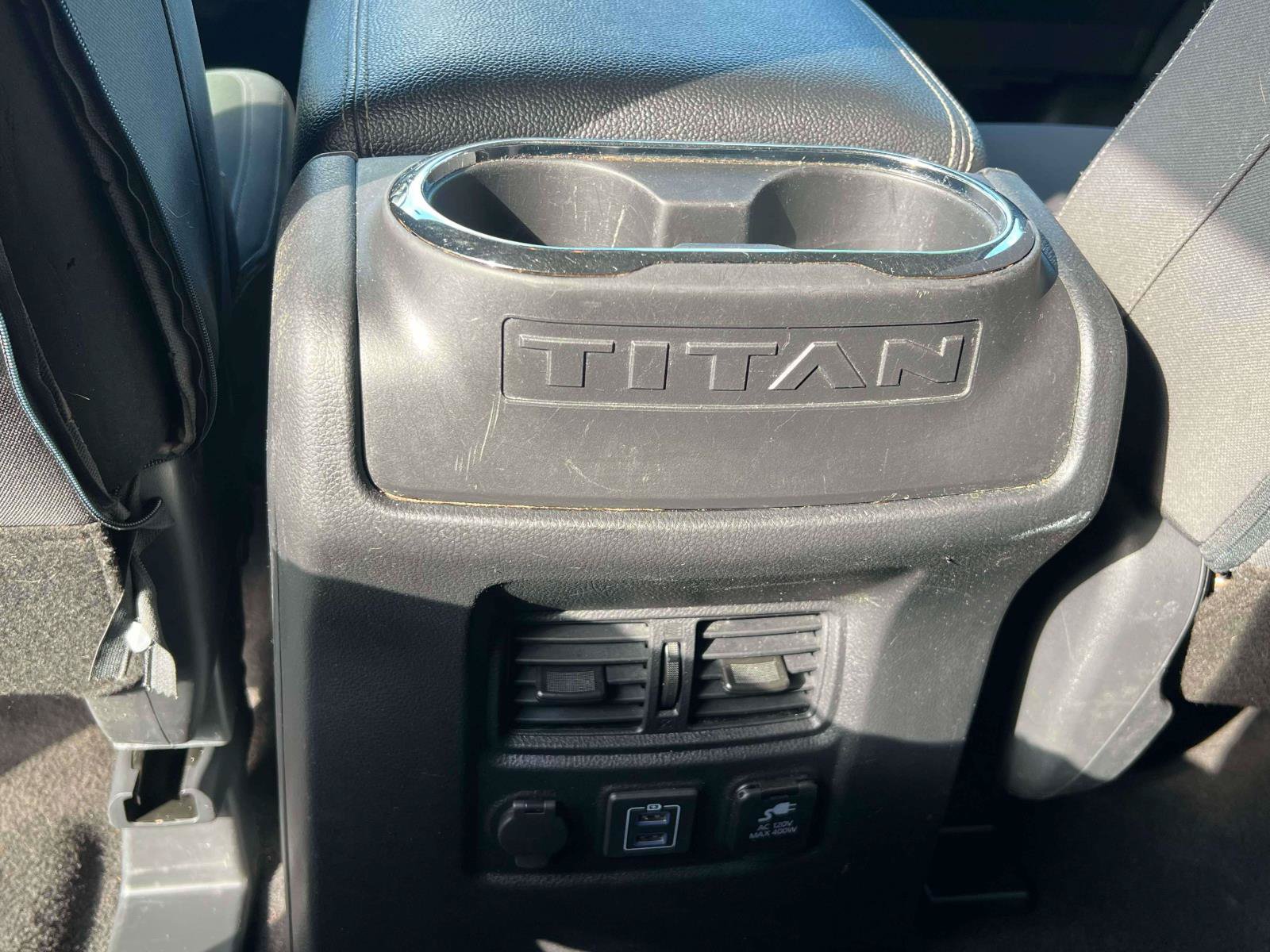 Used 2024 Nissan Titan SV w/ SV Convenience Package AWD/4WD image 13