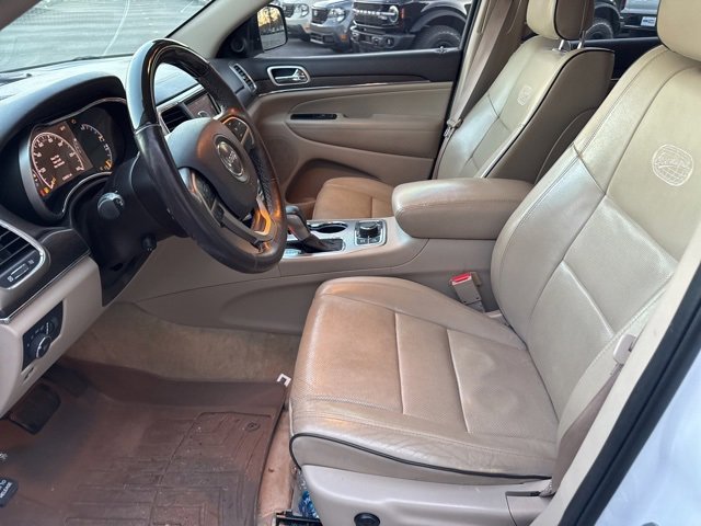 Used 2017 Jeep Grand Cherokee Overland image 10