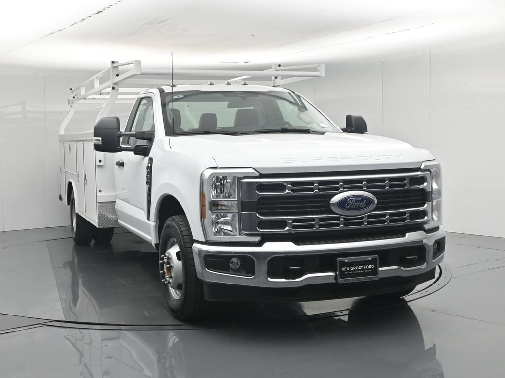 New 2026 Ford F350 XL w/ XL Chrome Package RWD image 58