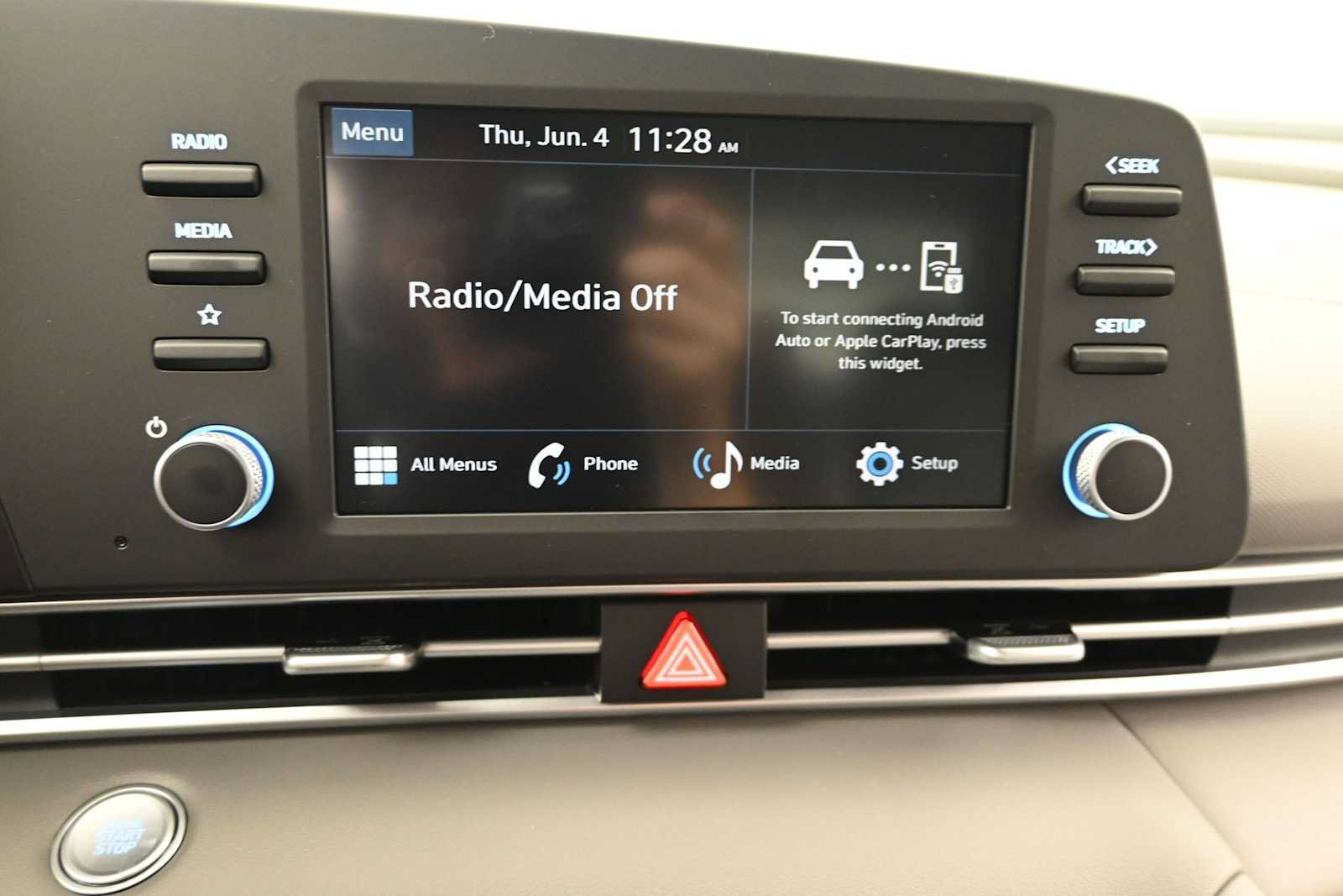 New 2026 Hyundai Elantra Sport FWD image 19