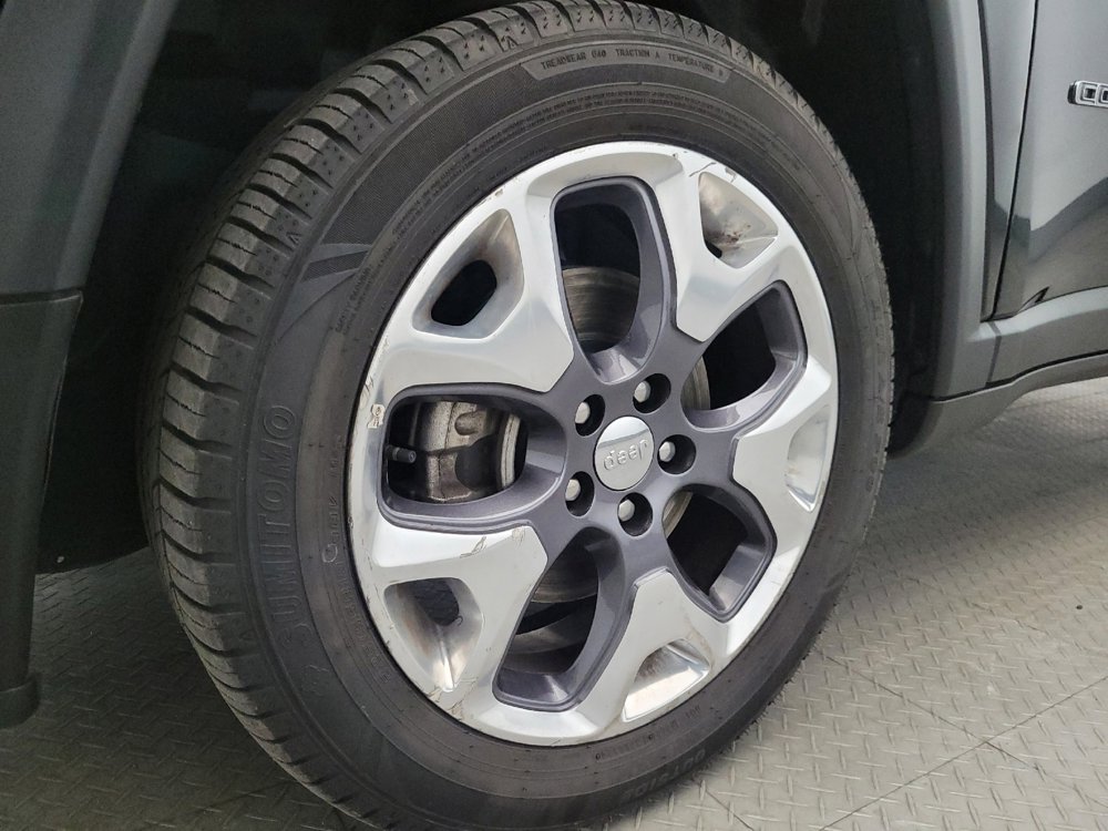 Used 2021 Jeep Compass Limited w/ Sun and Sound Group image 31