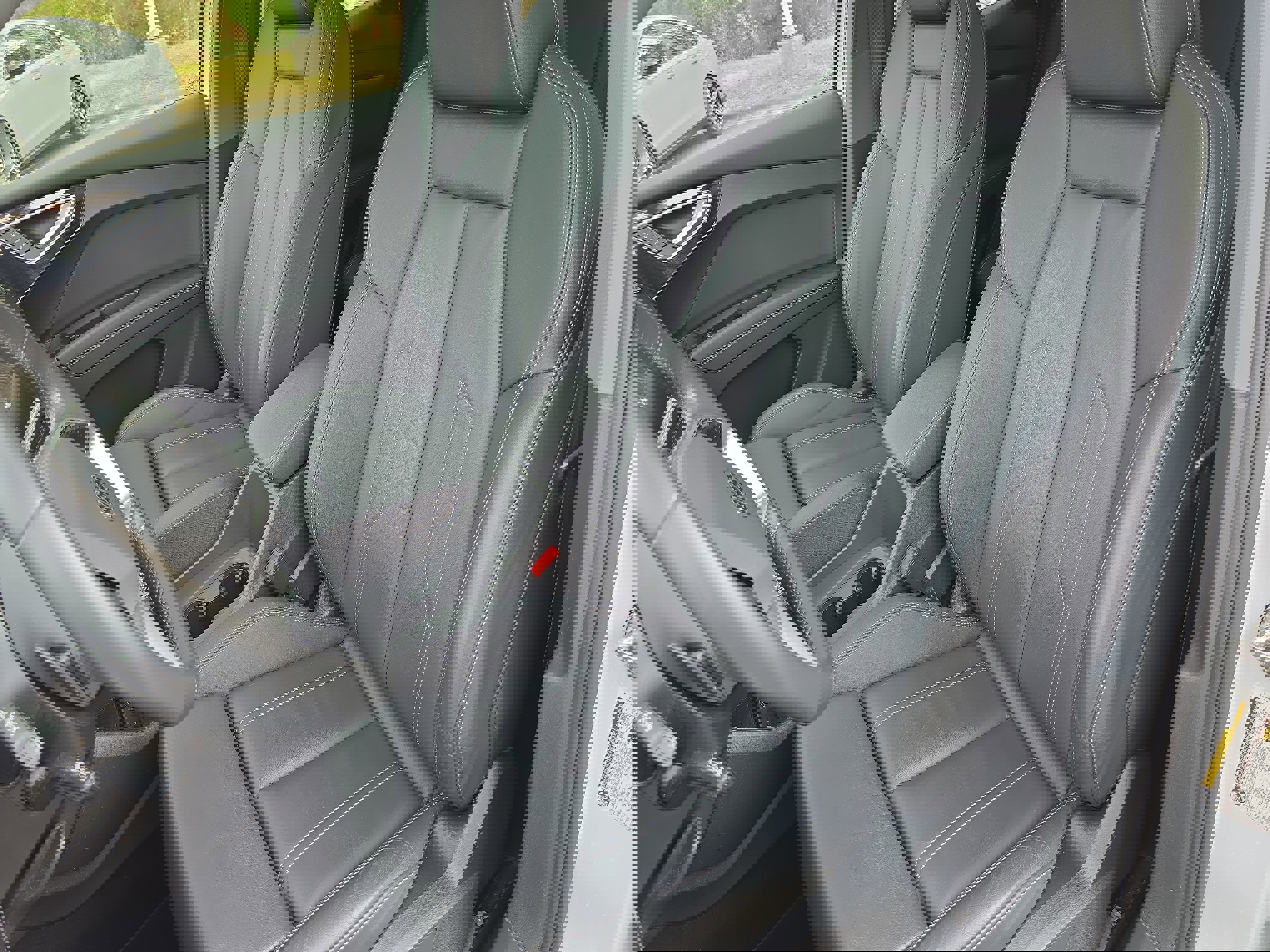 Used 2023 Audi Q4 e-tron Prestige w/ Black Optic Package image 15