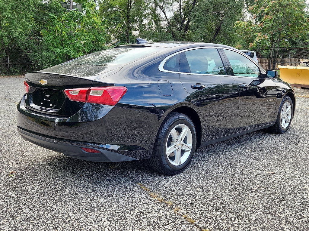 Used 2023 Chevrolet Malibu LS image 5
