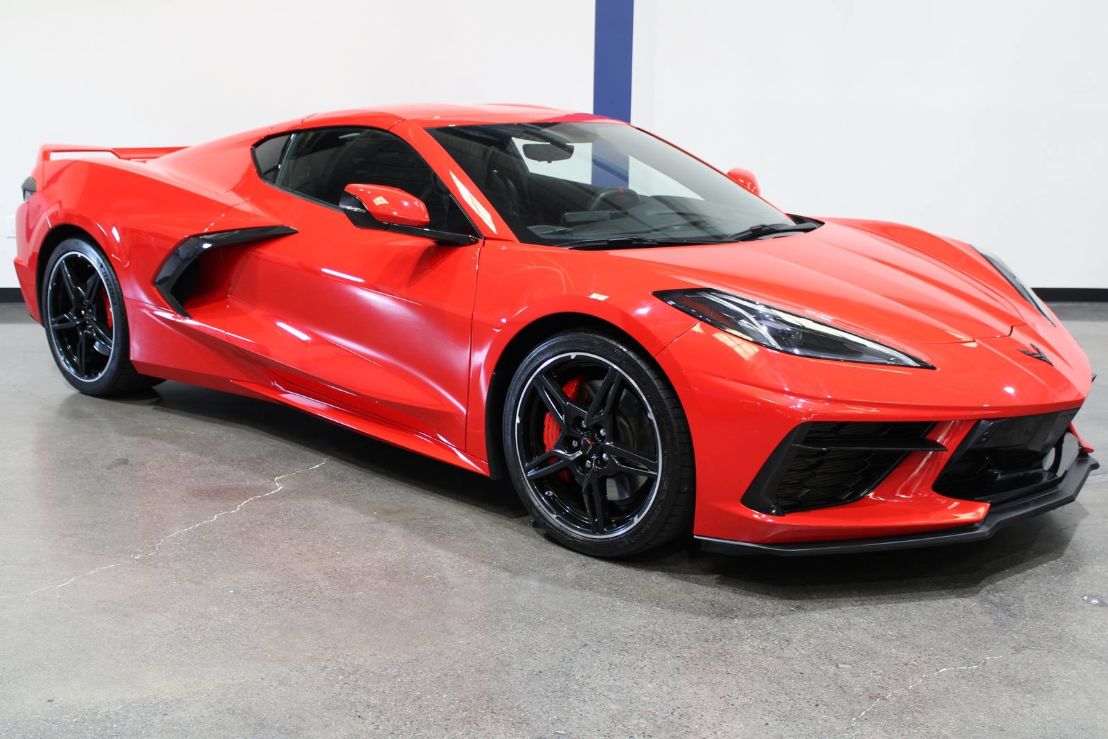 Used 2020 Chevrolet Corvette Stingray Premium Cpe w/ 3LT Preferred Equipment Group RWD image 2