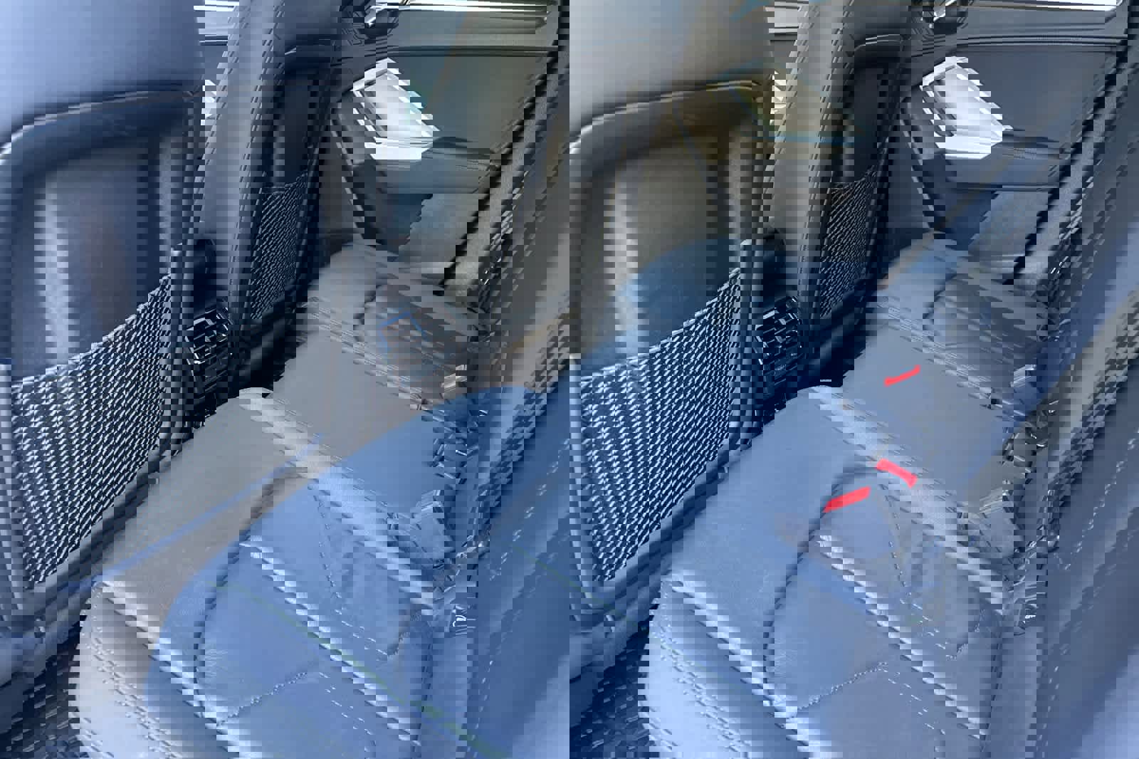 Used 2020 Audi Q3 2.0T Premium Plus w/ Premium Plus Package AWD/4WD image 4