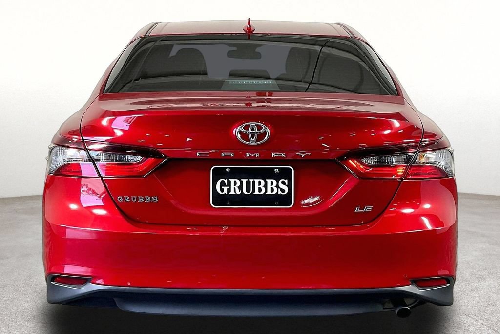 Used 2024 Toyota Camry LE FWD image 5