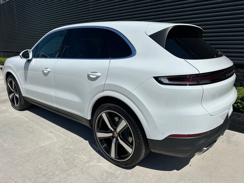 New 2026 Porsche Cayenne AWD/4WD image 3