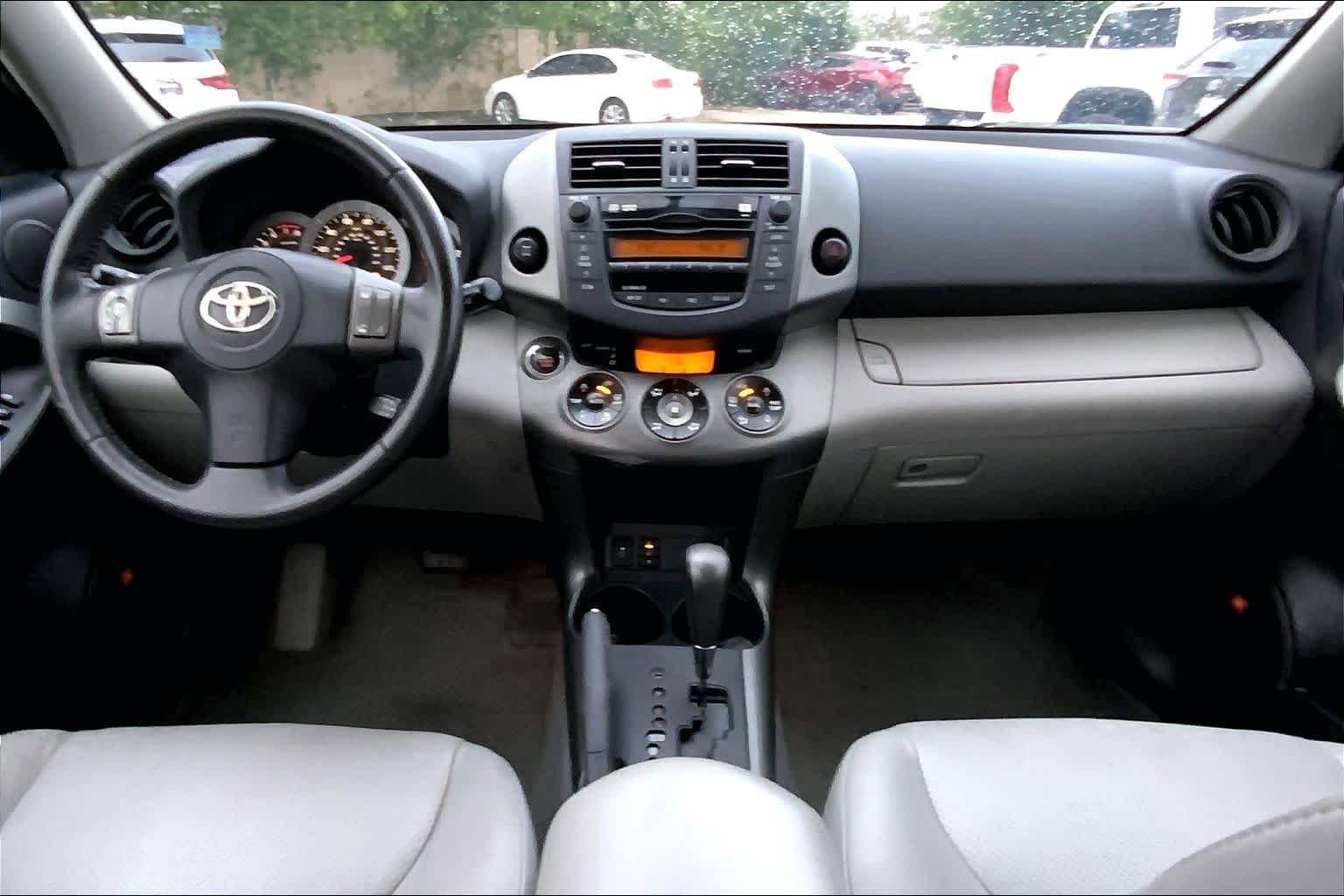 Used 2010 Toyota RAV4 Limited AWD/4WD image 15