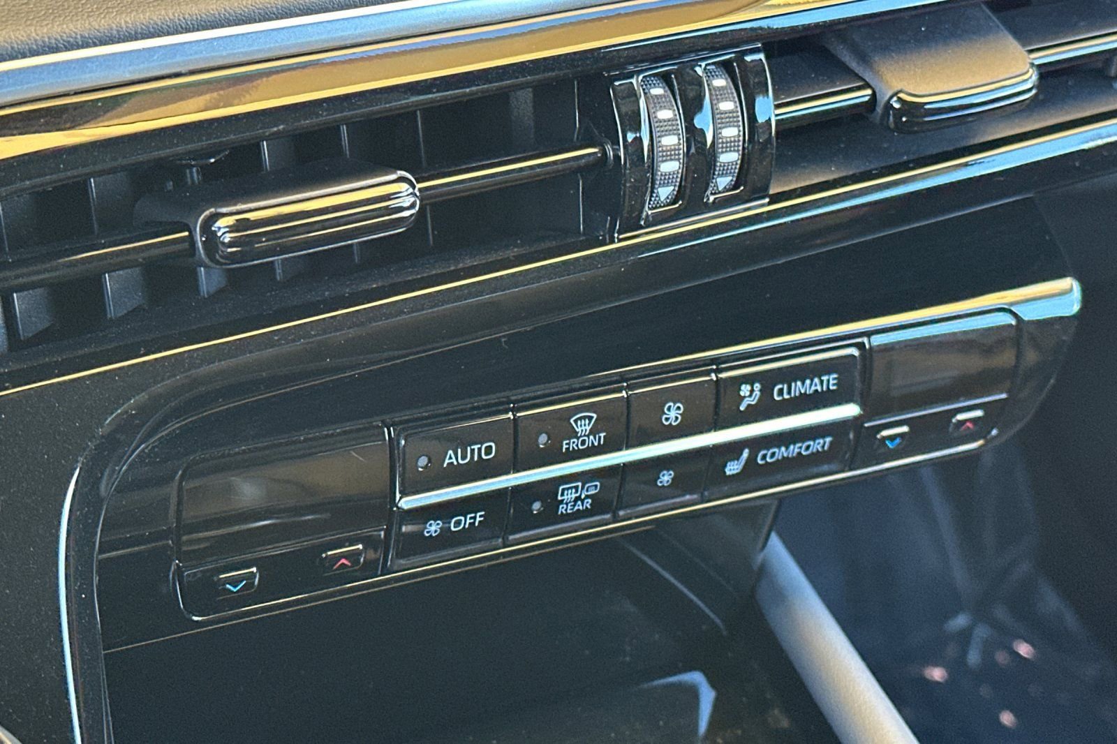 Certified 2023 Toyota Mirai XLE w/ Advanced Technology Package image 25